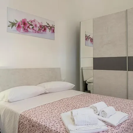 公寓 Le Di Franca *